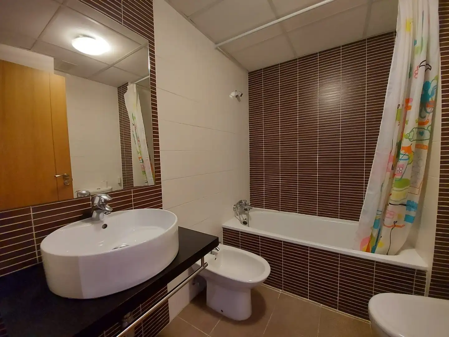 Badezimmer von Büro zum Verkauf in Málaga mit Klimaanlage, Terrasse und Möbliert