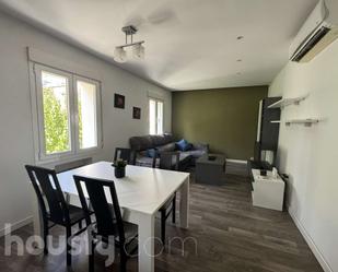 Living room of Flat to rent in  Madrid Capital  with Air Conditioner, Heating and Furnished