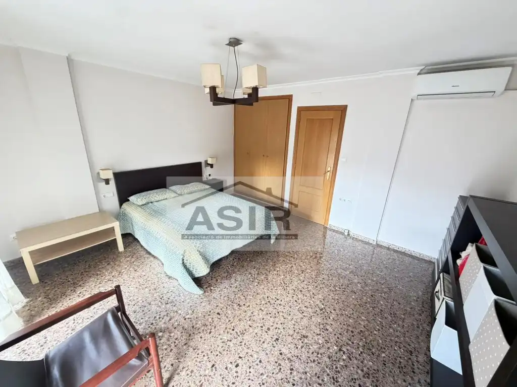 Bedroom of Study for sale in Alzira  with Air Conditioner