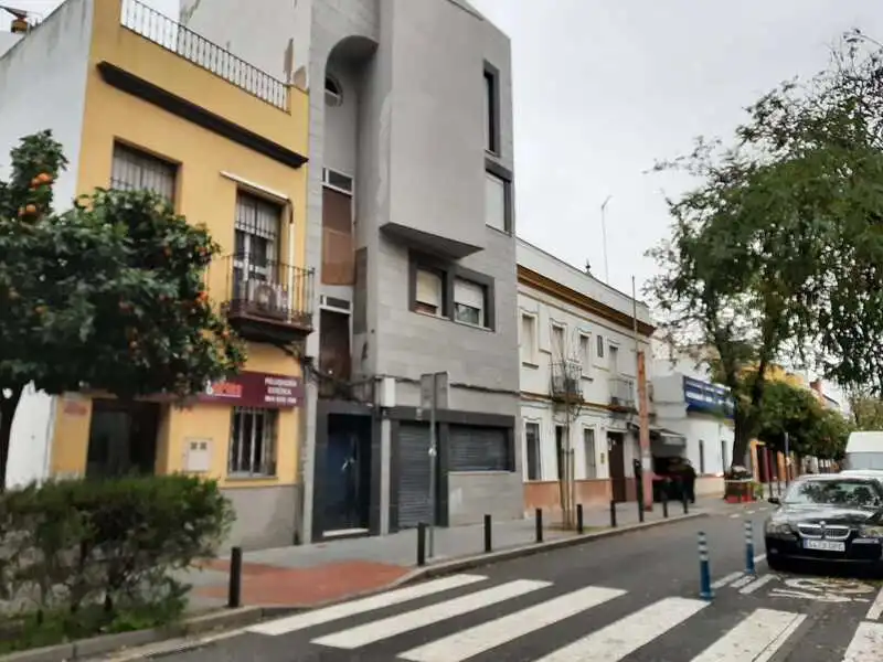 Business premises for sale in Calle Navarra, imagen 2