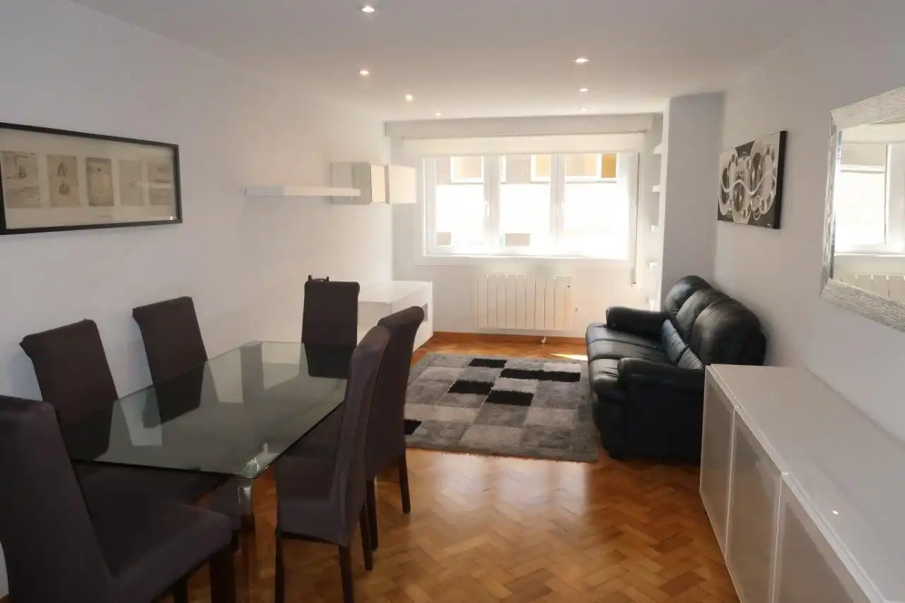 Piso con ascensor en venta en Almirante Romay