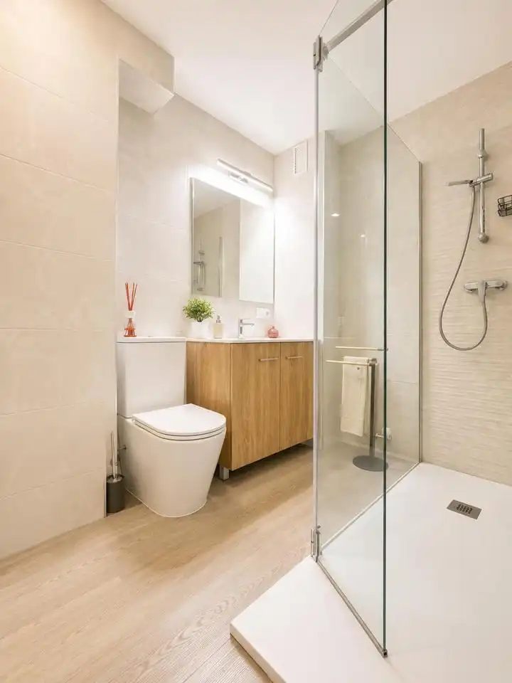 Badezimmer von Wohnung zur Miete in Segovia mit Heizung, Terrasse und Möbliert