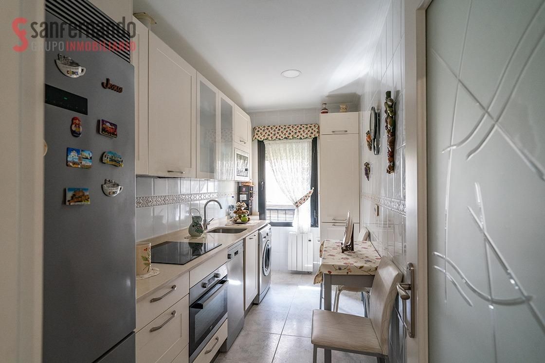 Kitchen of Flat for sale in Piélagos  with Heating and Storage room