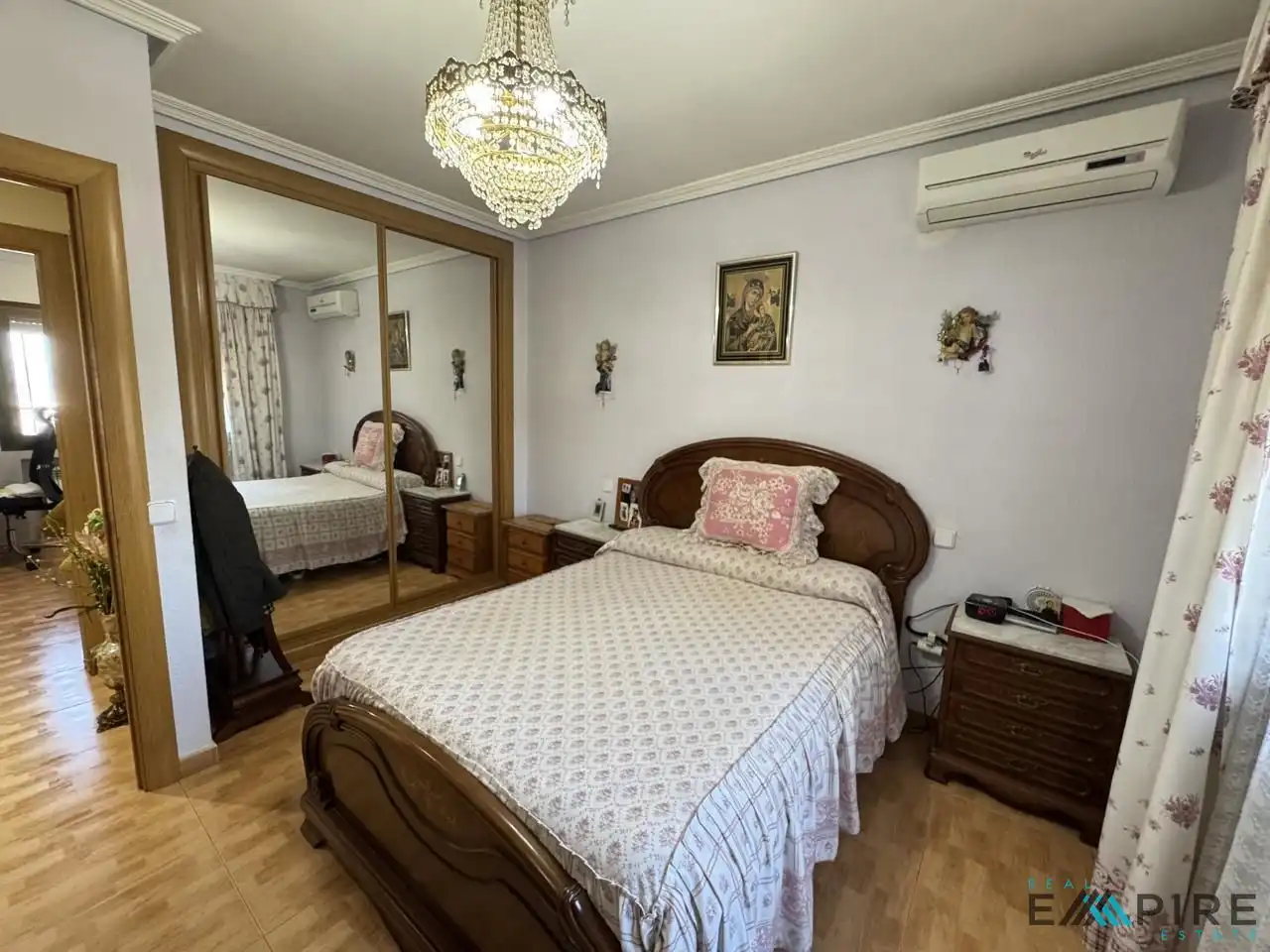 Dormitori de Casa o xalet en venda en Serranillos del Valle amb Aire condicionat, Calefacció i Jardí privat