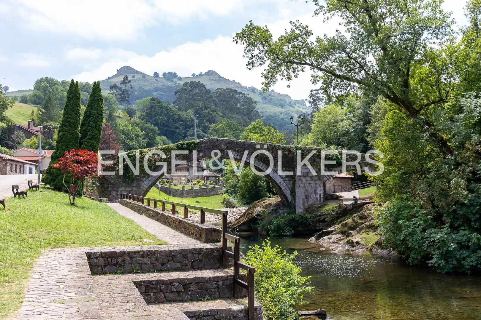 Vista exterior de Casa o chalet en venta en Liérganes con Calefacción, Jardín privado y Terraza