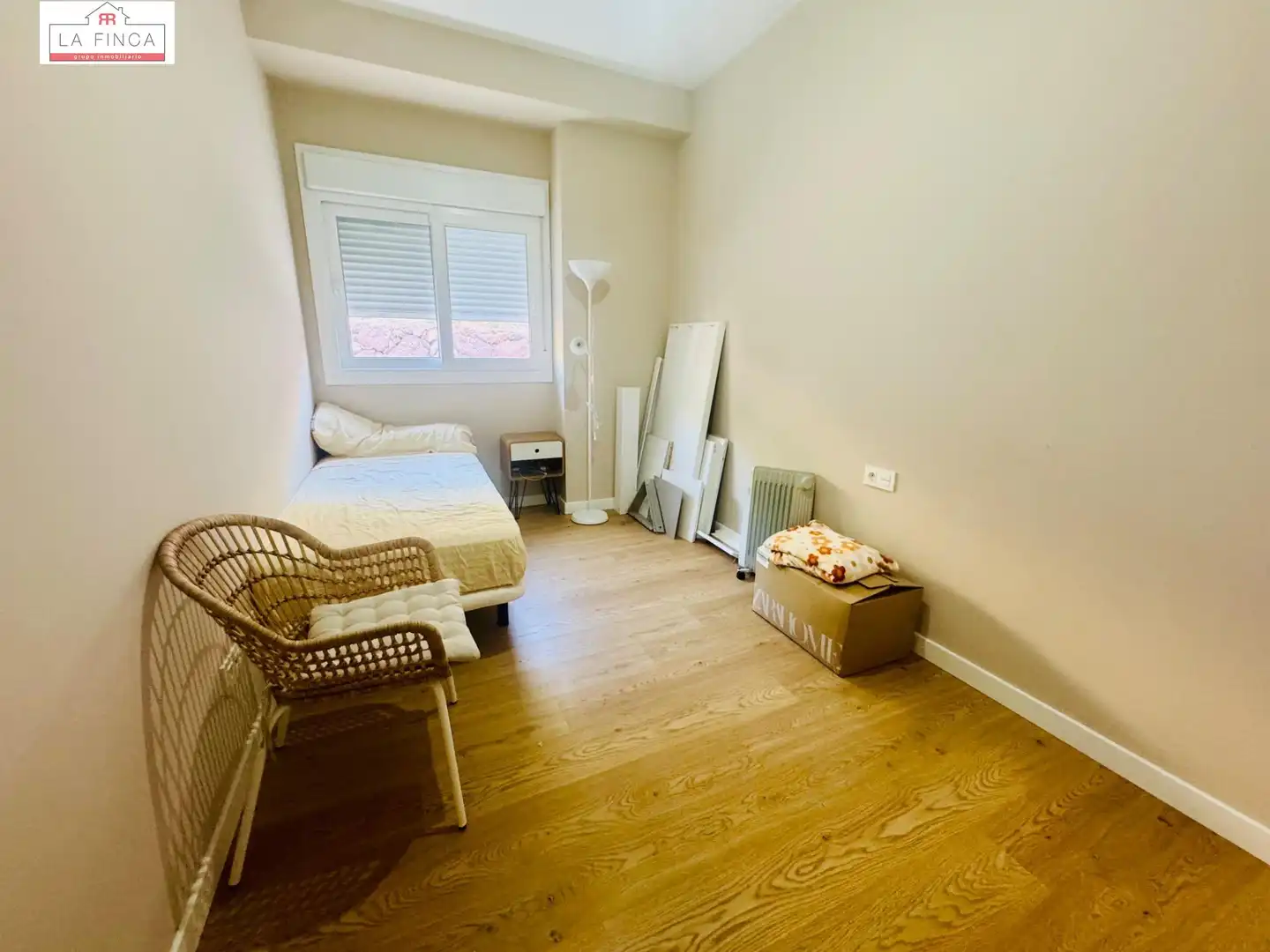 Dormitori de Planta baixa en venda en Málaga amb Aire condicionat, Jardí privat i Terrassa