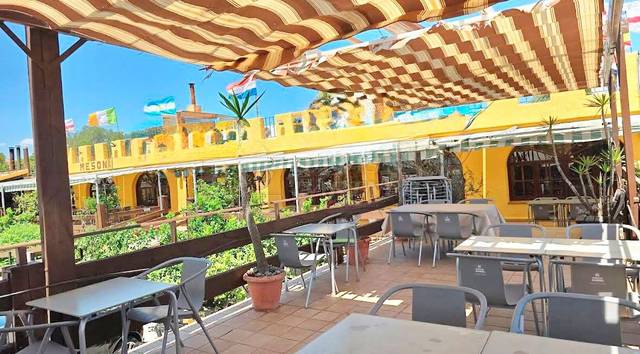 Local comercial en Alquiler en Jacarilla