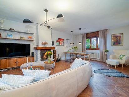 Living room of Single-family semi-detached for sale in Galapagar  with Heating, Private garden and Terrace