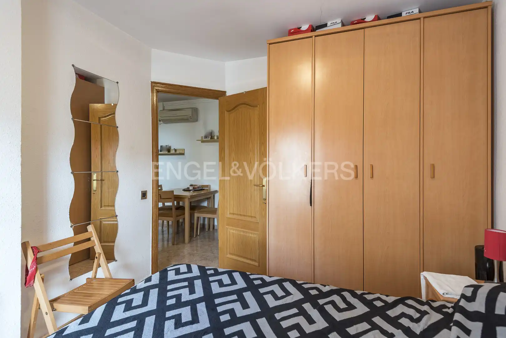 Habitación de Piso en venta en Barcelona con Aire acondicionado, Calefacción y Balcón