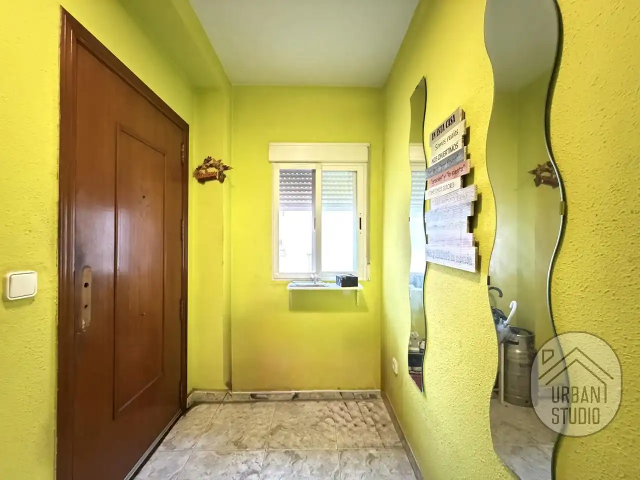 Flat for sale in Alicante / Alacant  with Air Conditioner and Furnished