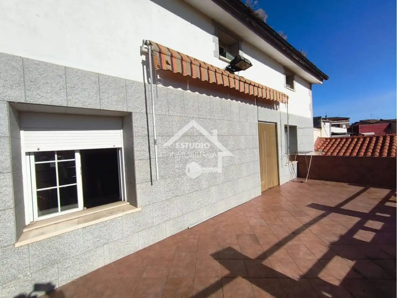Vista exterior de Casa o chalet en venta en Torrecilla Sobre Alesanco con Jardín privado, Terraza y Amueblado
