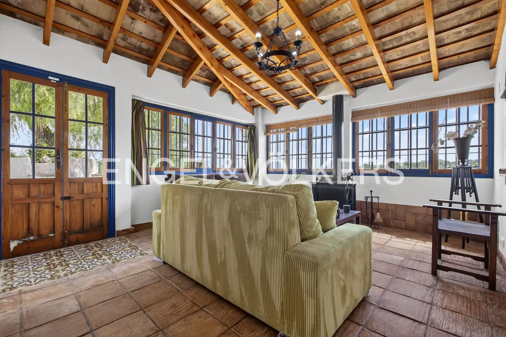 Sala d'estar de Casa o xalet en venda en Osuna amb Calefacció, Jardí privat i Piscina