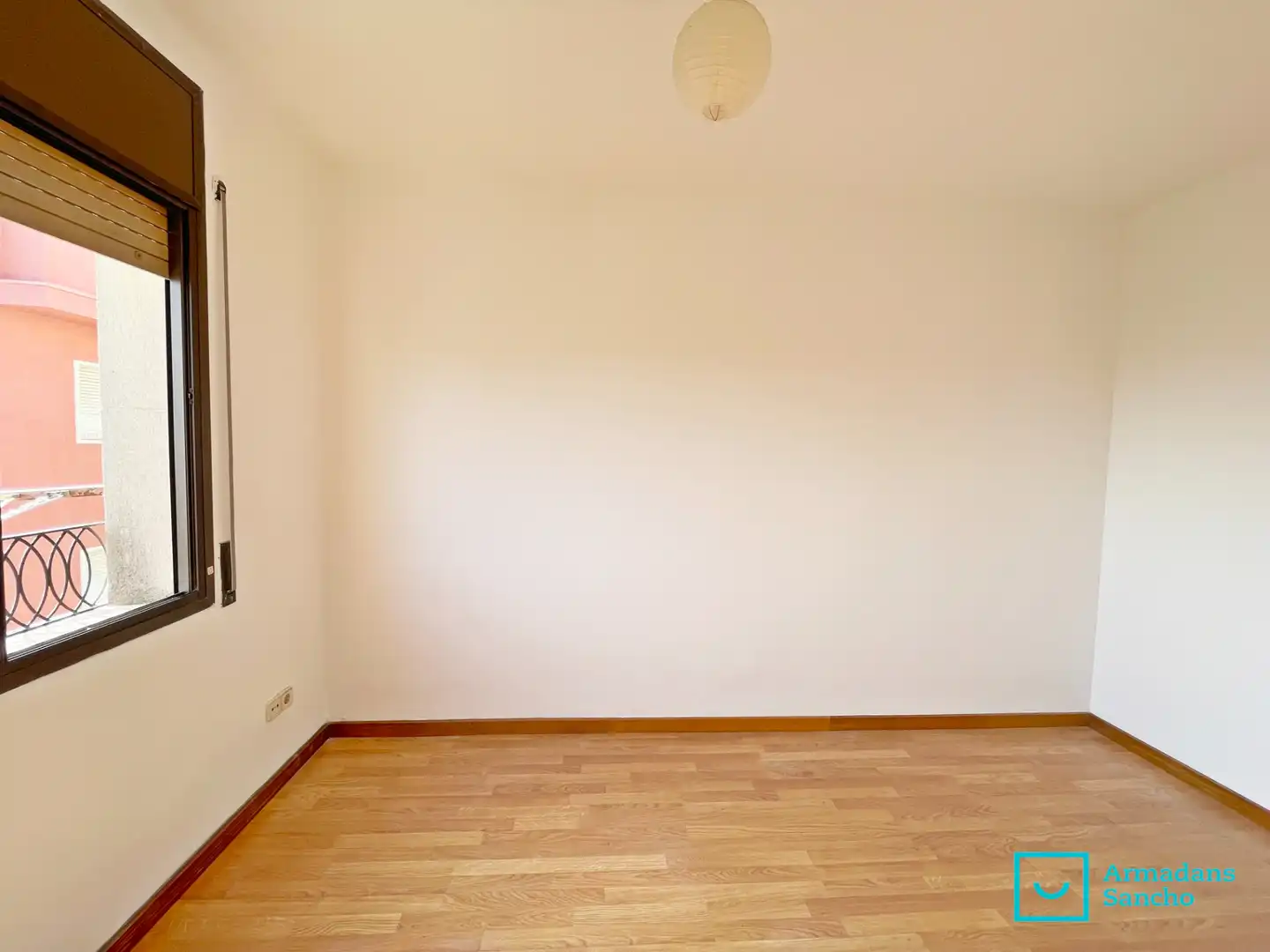 Flat for sale in Barcelona  with Oven