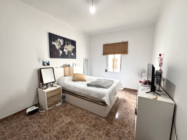 Piso en Venta en Carrer de Sant Iscle en El Turó de la Peira