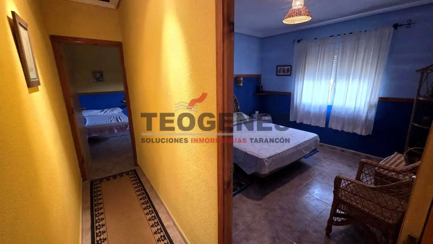 Bedroom of Houses for sale in Villarejo de Fuentes  with Terrace and Furnished