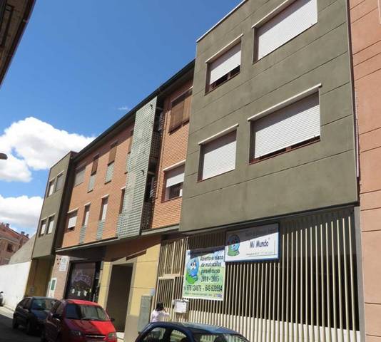 Local comercial en Venta en C/ Escuelas en María de Huerva