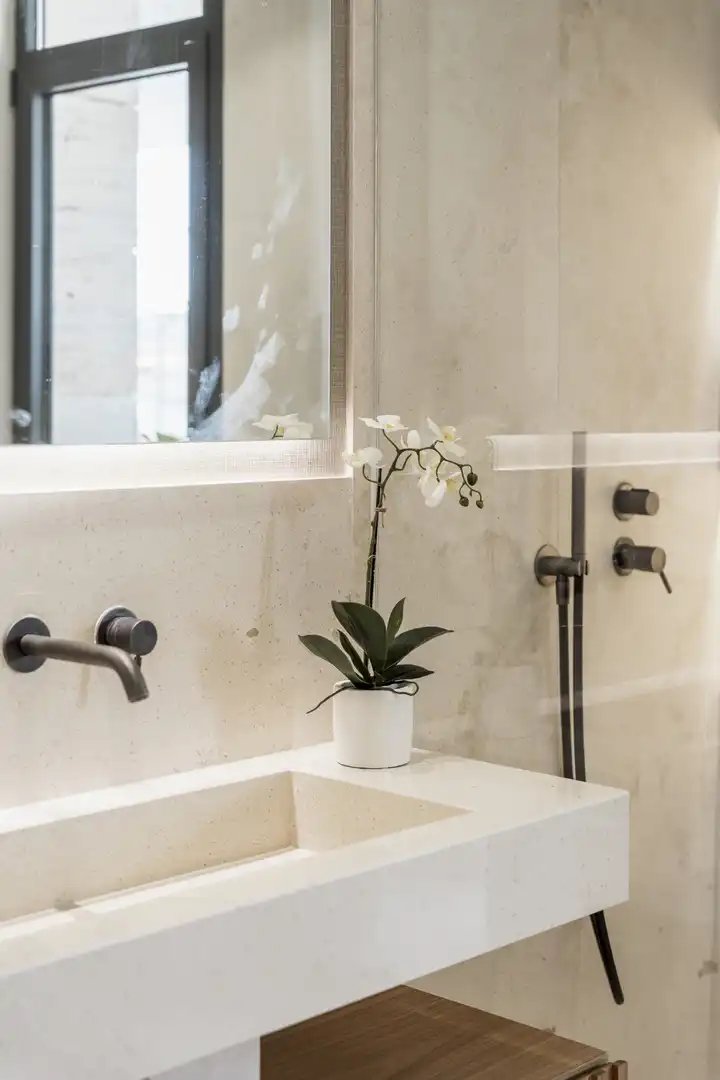 Baño de Planta baja en venta en Marbella con Aire acondicionado, Jardín privado y Terraza