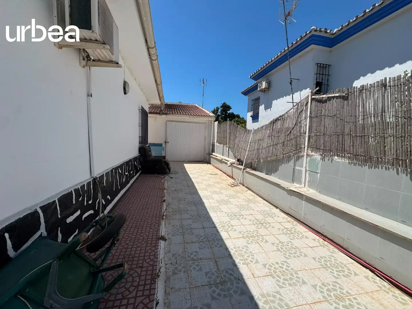 Vista exterior de Casa o chalet en venta en Málaga con Aire acondicionado, Calefacción y Terraza