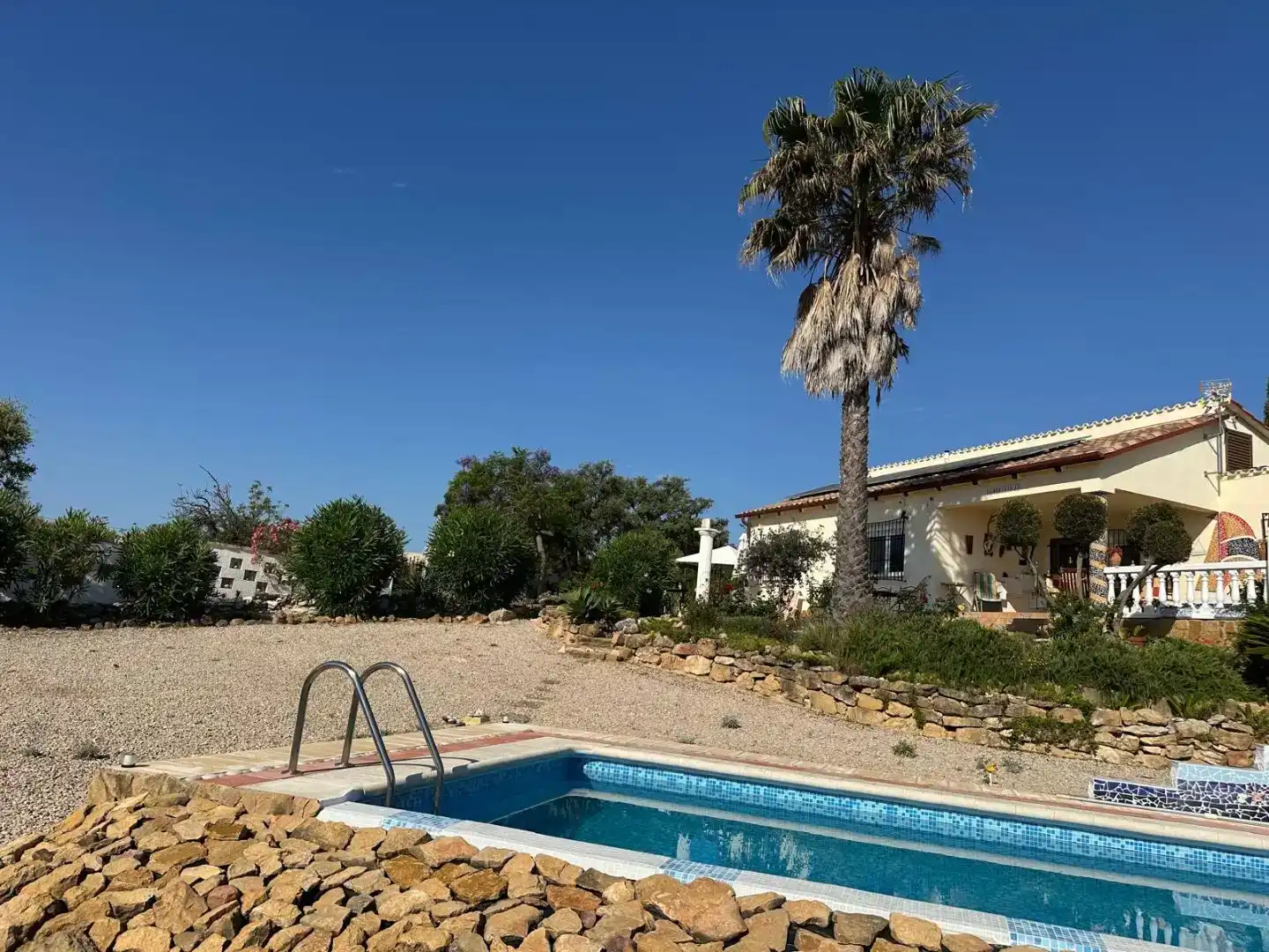 Außenansicht von Country house zum Verkauf in San Jorge / Sant Jordi mit Klimaanlage und Schwimmbad