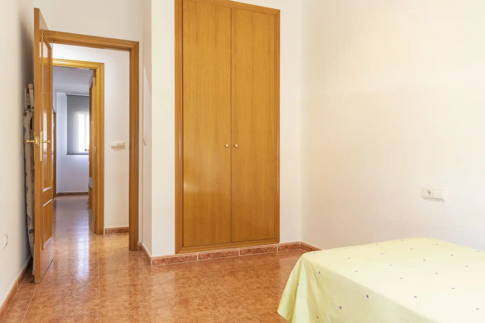 Habitación de Casa o chalet de alquiler en Vinalesa con Aire acondicionado, Terraza y Amueblado