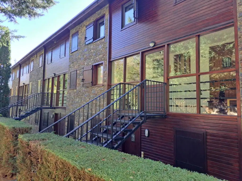 Vista exterior de Apartament de lloguer en Puigcerdà, Girona