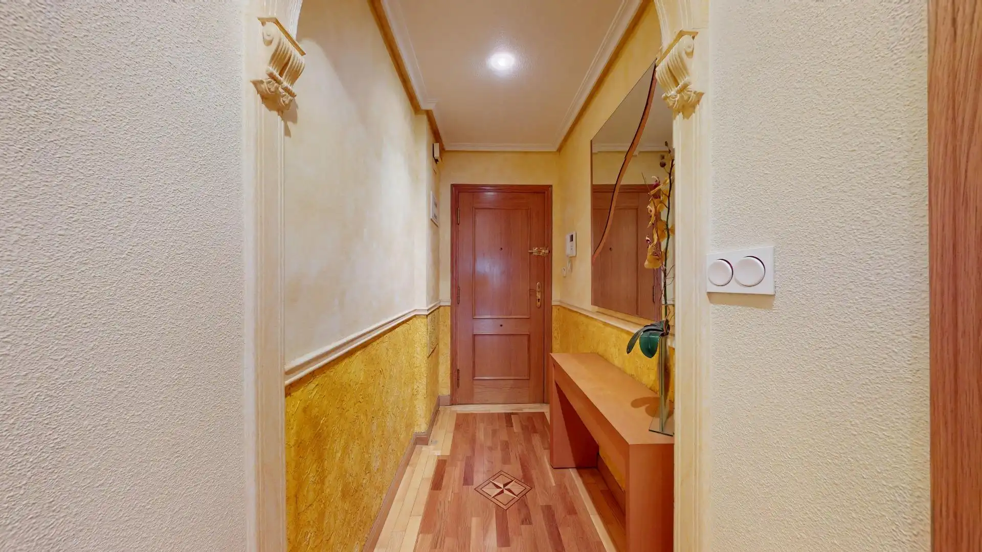 Piso en venta en Elche / Elx con Trastero y Balcón