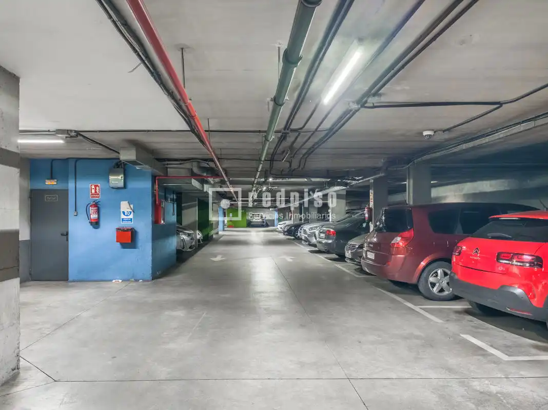 Parking of Flat for sale in Madrid  with Air Conditioner and Heating
