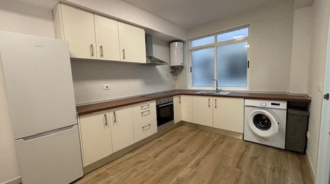 Foto 5 de Piso de alquiler en Alto del Castaño, Narón