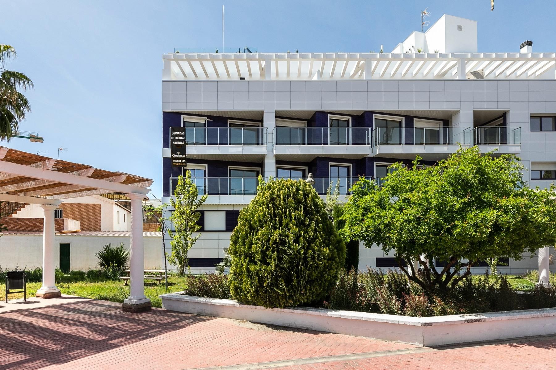 Vista exterior de Garatge en venda en Armilla