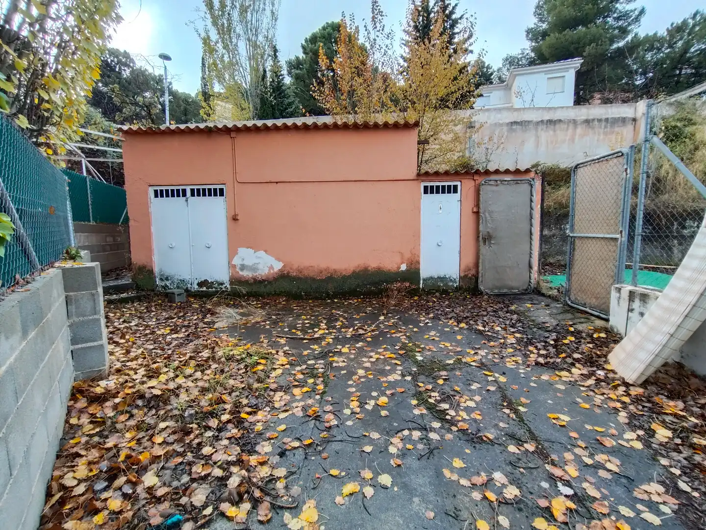 Parking de Casa o chalet en venta en La Zubia con Aire acondicionado, Calefacción y Jardín privado