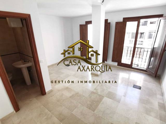 Oficina en Alquiler en Calle Canalejas en Centro Ciudad - El Carmen