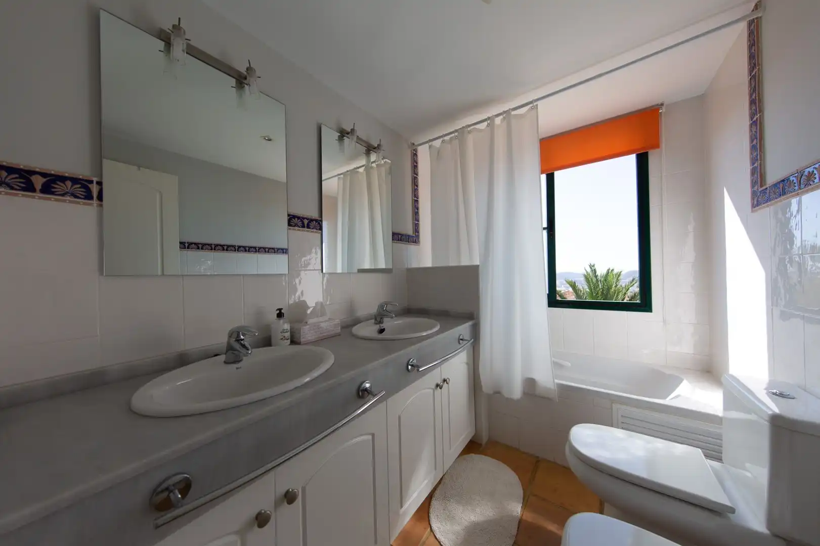 Maison mitoyenne avec jardin à louer à Golf Bahía, imagen 11