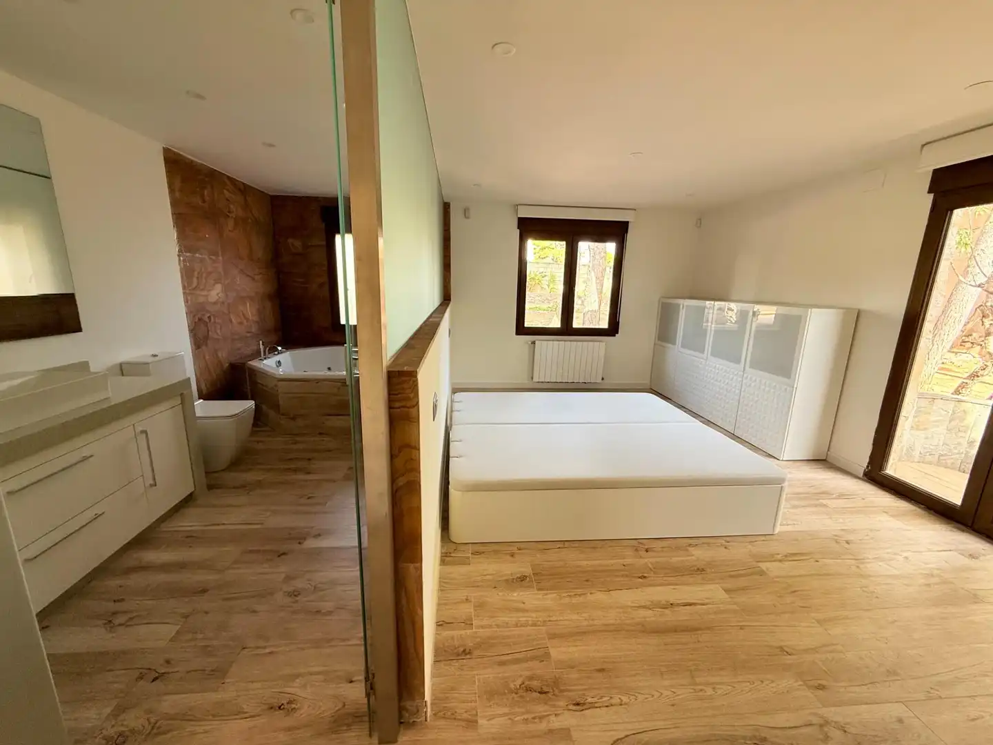 Schlafzimmer von Haus oder Chalet zur Miete in San Antonio de Benagéber mit Klimaanlage, Heizung und Privatgarten