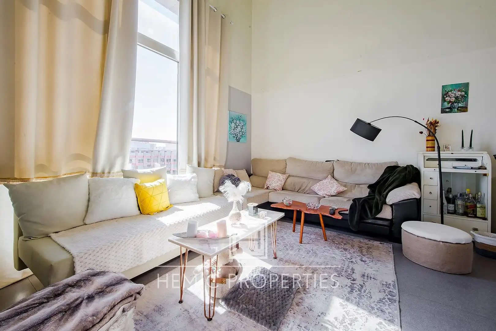 Wohnzimmer von Dachboden zum Verkauf in Tres Cantos mit Klimaanlage, Privatgarten und Terrasse