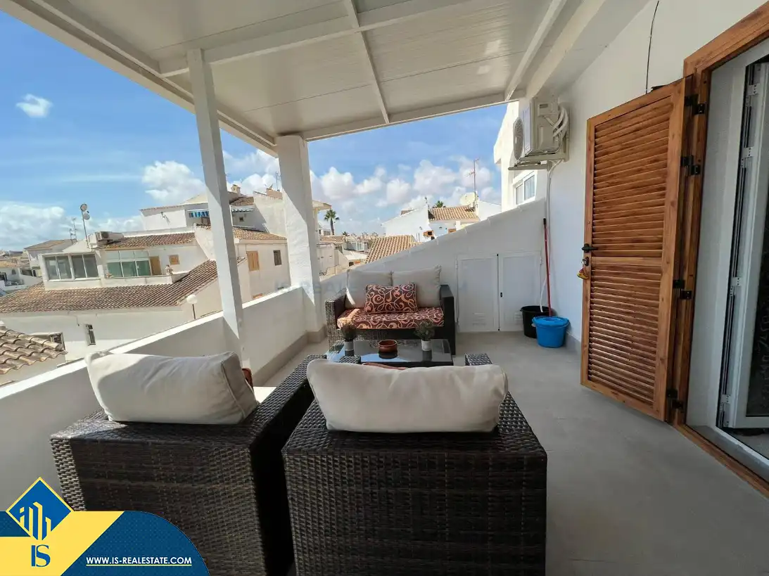 Terrasse von Wohnungen zum Verkauf in Torrevieja mit Klimaanlage, Heizung und Terrasse