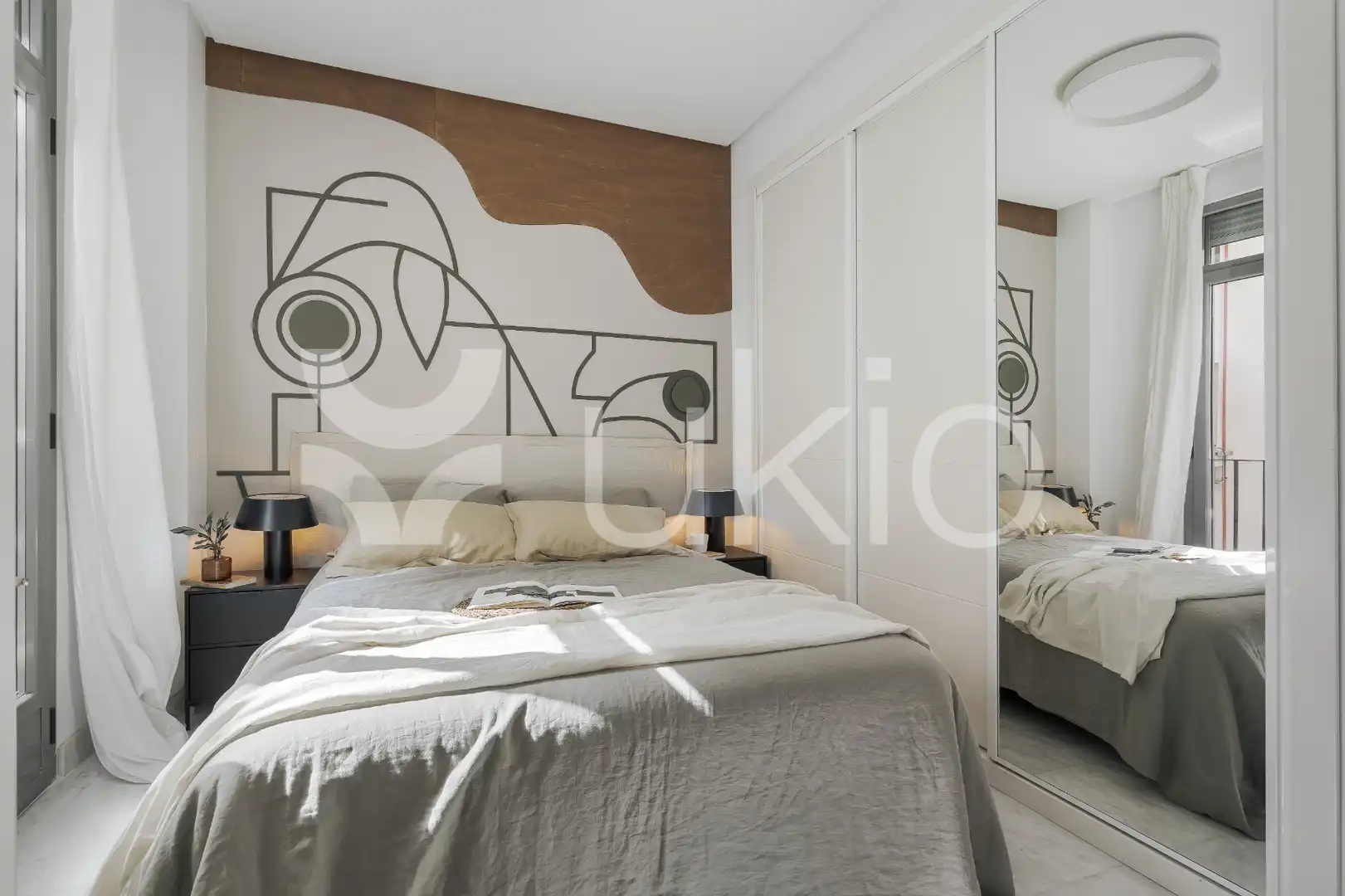 Habitación de Apartamento de alquiler en Madrid con Aire acondicionado, Calefacción y Amueblado