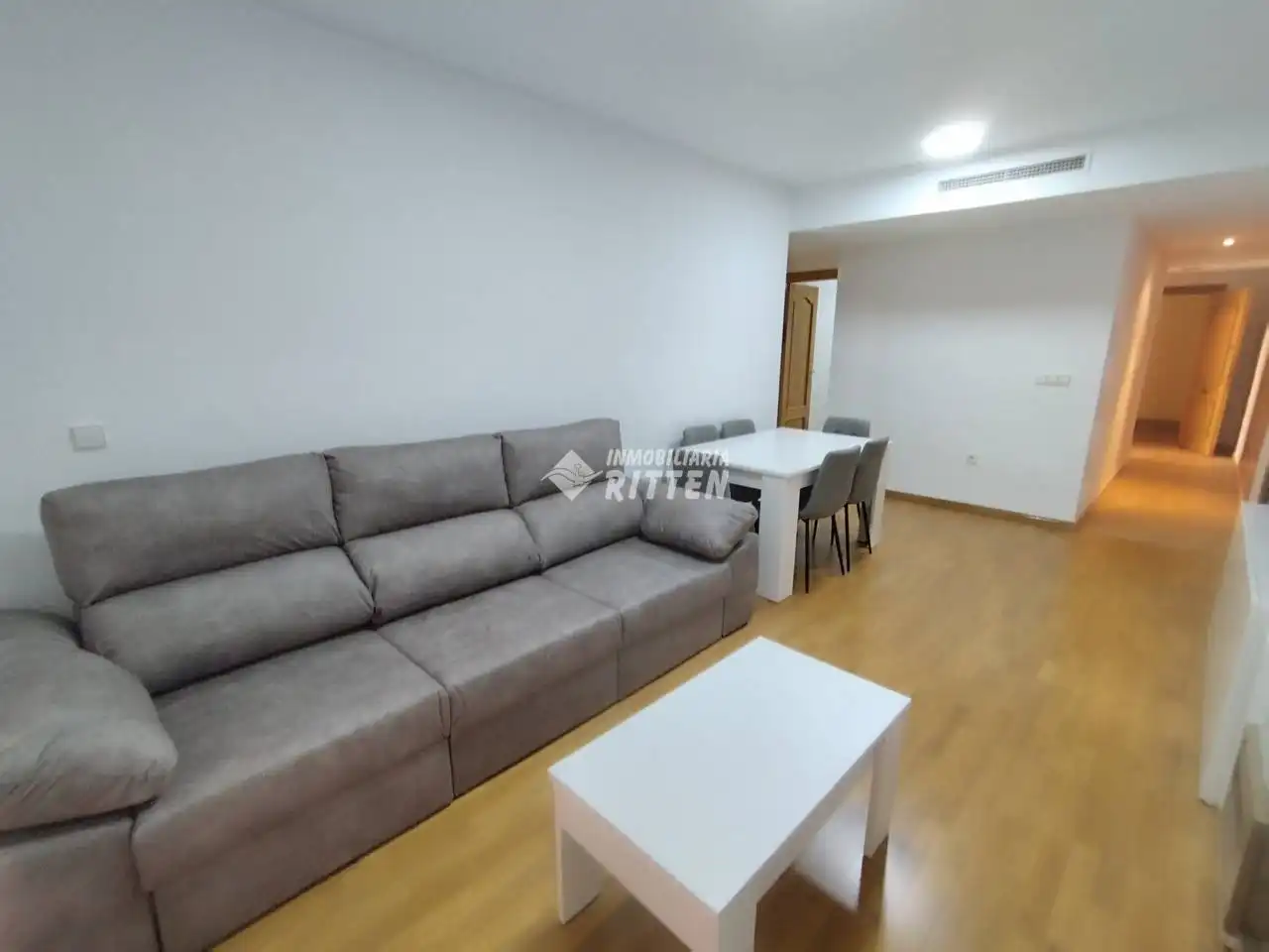 Sala de estar de Piso de alquiler en Cartagena con Aire acondicionado, Trastero y Amueblado