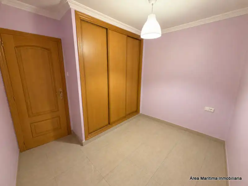Habitación de Piso de alquiler en Valencia con Aire acondicionado, Calefacción y Horno