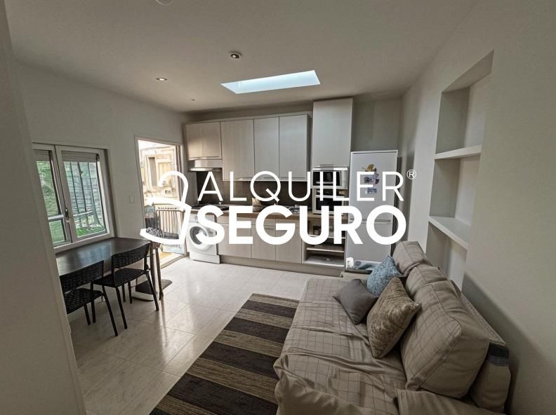 Exterior view of Study to rent in  Madrid Capital  with Furnished