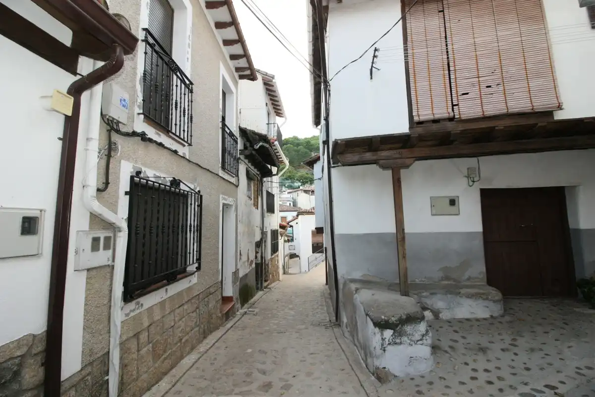 Exterior view of Houses for sale in Guisando  with Heating