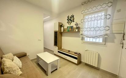 Living room of Flat for sale in  Madrid Capital  with Air Conditioner