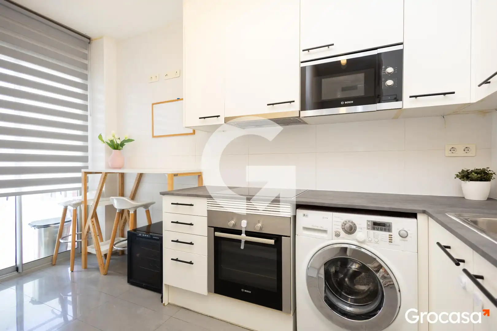 Küche von Wohnung zum Verkauf in Sant Boi de Llobregat mit Klimaanlage, Heizung und Terrasse