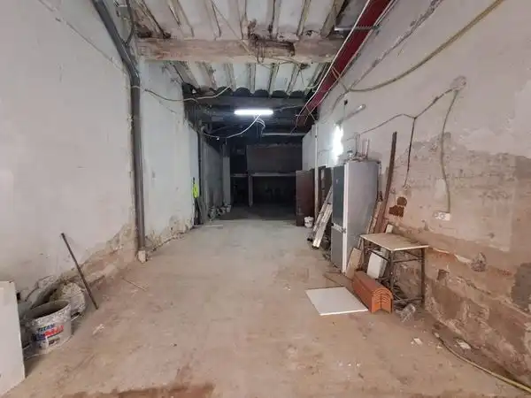 Gewerbefläche zur Miete in Centre
