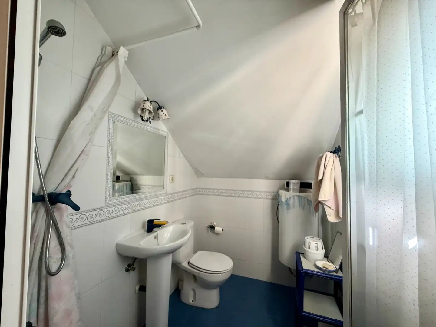 Bathroom of Detached homes for sale in Ciudad Real  with Air Conditioner, Heating and Private garden