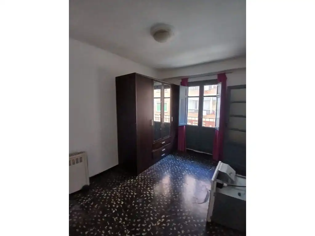 Dormitori de Casa o xalet en venda en Valencia amb Aire condicionat