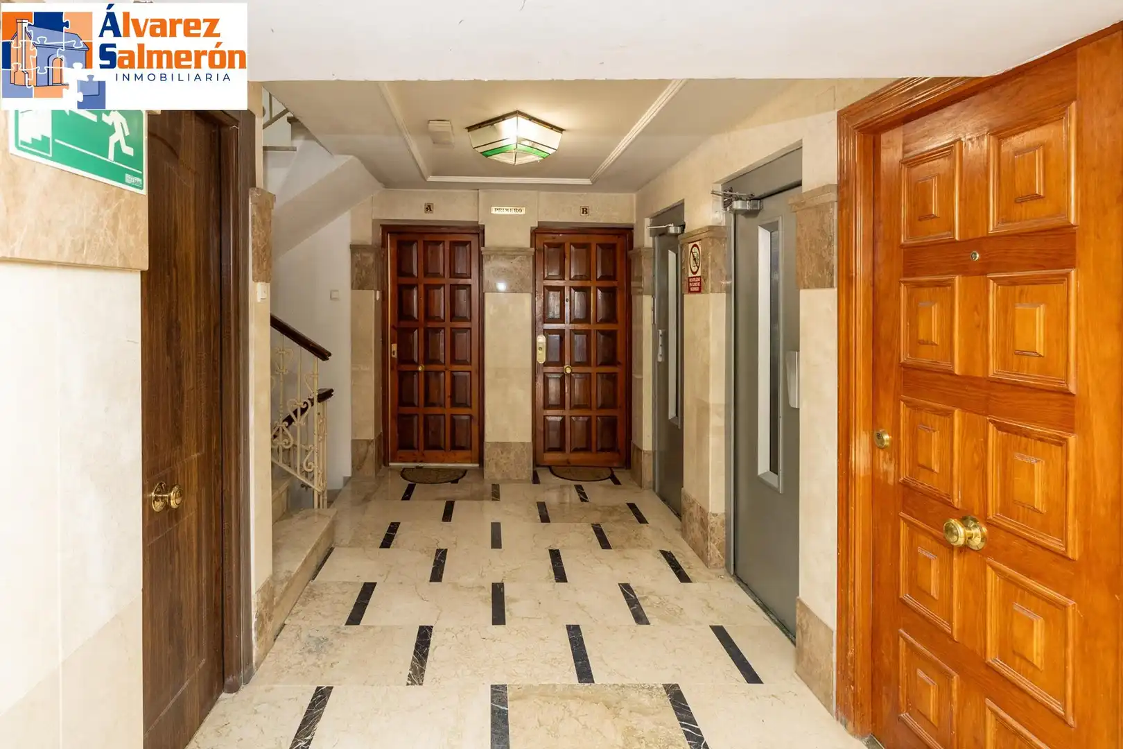 Flat for sale in Granada  with Balcony