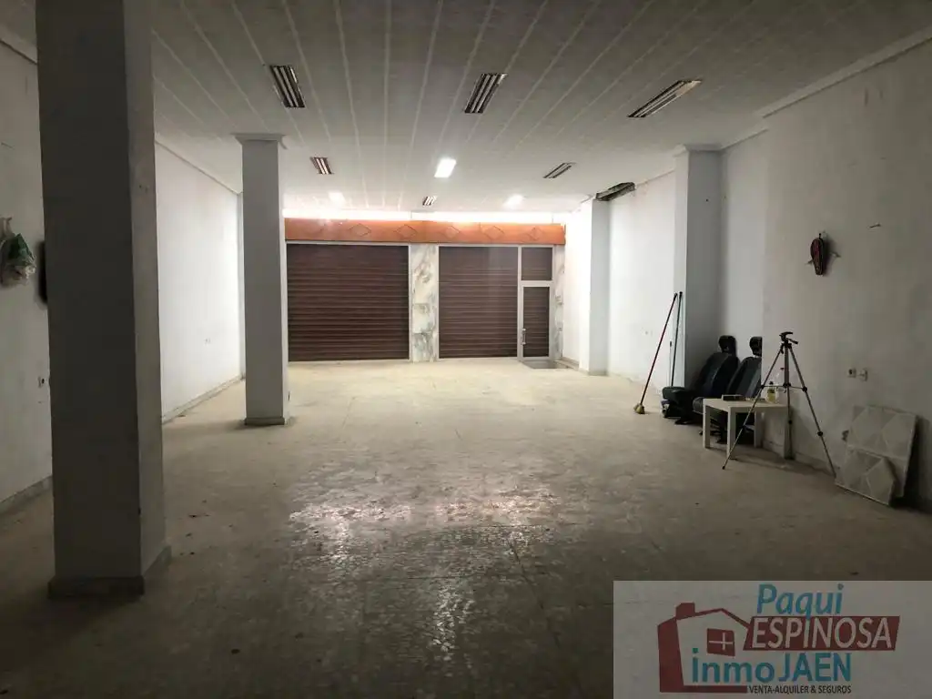 Local comercial de lloguer a Torredonjimeno