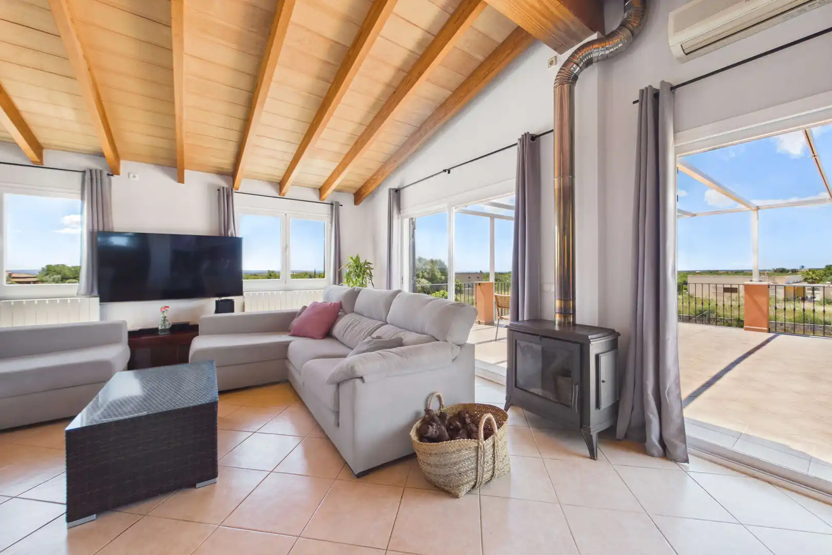 Sala d'estar de Finca rústica en venda en Campos amb Aire condicionat, Calefacció i Terrassa