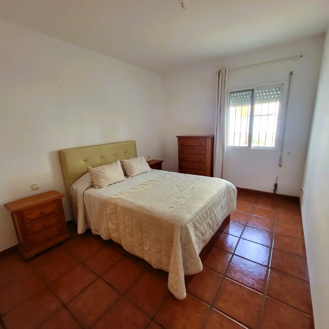 Dormitori de Planta baixa en venda en Estepona amb Jardí privat, Terrassa i Piscina