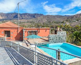 Vista exterior de Finca rústica en venda en San Bartolomé de Tirajana amb Aire condicionat, Terrassa i Piscina